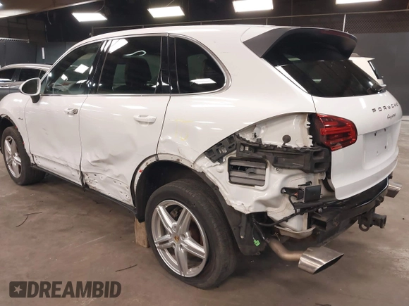 2015 Porsche Cayenne Diesel with VIN WP1AF2A24FLA38044, listed as a IAAI auction lot 41741695 with 114,214 mi miles and . Bid and sale history available at DreamBid. Image 6.