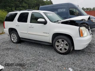 2008 GMC Yukon SLT w/4SB with VIN 1GKFC13J88J223313, listed as a Copart auction lot 70949424 with 155,898 mi miles and Salvage Title. Bid and sale history available at carsss.com. Image 4.