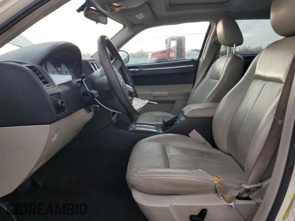 2006 Chrysler 300 Touring with VIN 2C3KK53G96H365178, listed as a Copart auction lot 43570425 with 206,552 mi miles and Salvage Title. Bid and sale history available at carsss.com. Image 7.