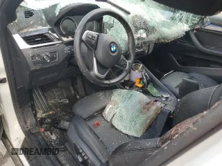 2022 BMW X2 sDrive28i with VIN WBXYH9C0XN5U53700, listed as a Copart auction lot 80884664 with 0 mi miles and Salvage Title. Bid and sale history available at carsss.com. Image 8.
