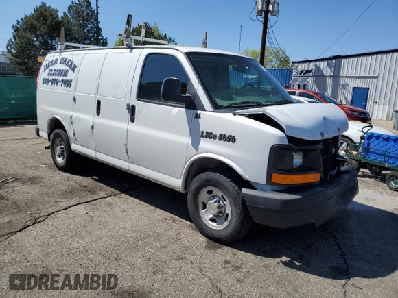 2012 Chevrolet Express Cargo z VIN 1GCWGFCA1C1193688, wystawiony jako Copart lot #54392185 z przebiegiem 133 617 mil mil oraz Szkoda całkowita • Salvage title. Historia ofert i sprzedaży dostępna na DreamBid. Obrazek 4.
