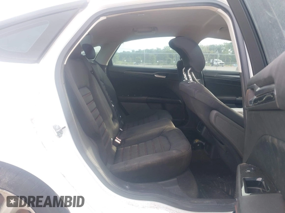 2013 Ford Fusion SE with VIN 3FA6P0HR5DR153526, listed as a IAAI auction lot 42467279 with 164,673 mi miles and . Bid and sale history available at DreamBid. Image 8.