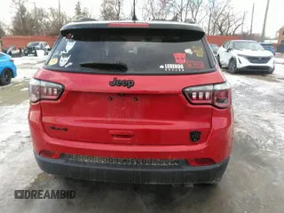 2019 Jeep Compass Latitude with VIN 3C4NJDBB3KT623143, listed as a IAAI auction lot 41367393 with 63,314 mi miles. Bid and sale history available at carsss.com. Image 16.