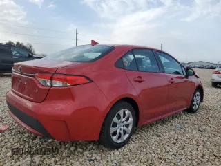 2021 Toyota Corolla LE with VIN 5YFEPMAE4MP239243, listed as a Copart auction lot 47394755 with 70,454 mi miles and Salvage Title. Bid and sale history available at carsss.com. Image 3.