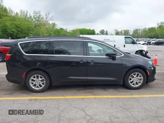 2017 Chrysler Pacifica Touring with VIN 2C4RC1DG9HR620973, listed as a IAAI auction lot 42250448 with 108,863 mi miles and . Bid and sale history available at DreamBid. Image 13.