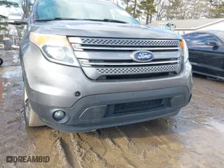 2011 Ford Explorer Limited with VIN 1FMHK8F83BGA10438, listed as a IAAI auction lot 41435283 with 172,128 mi miles. Bid and sale history available at carsss.com. Image 6.