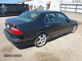 2004 Saab 9-5 Aero with VIN YS3EH49G743012391, listed as a IAAI auction lot 41817629 with 106,290 mi miles. Bid and sale history available at carsss.com. Image 4.