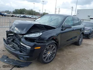 2017 Porsche Cayenne with VIN WP1AA2A2XHKA90706, listed as a IAAI auction lot 41692768 with 92,800 mi miles. Bid and sale history available at carsss.com. Image 19.