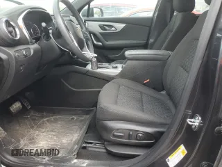 2022 Chevrolet Blazer LT z VIN 3GNKBCR46NS232765, wystawiony jako Copart lot #52862355 z przebiegiem 30 632 mil mil oraz Szkoda całkowita • Salvage title. Historia ofert i sprzedaży dostępna na DreamBid. Obrazek 7.