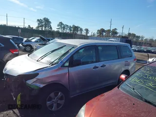 2014 Toyota Sienna L with VIN 5TDZK3DC8ES476153, listed as a IAAI auction lot 41462668 with 999,999 mi miles. Bid and sale history available at carsss.com. Image 13.