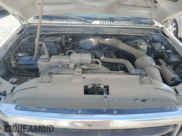 2000 Ford F-250 XL z VIN 1FTNX20L3YEE20339, wystawiony jako Copart lot #56939445 z przebiegiem Nie podano mil oraz Szkoda całkowita • Salvage title. Historia ofert i sprzedaży dostępna na DreamBid. Obrazek 11.