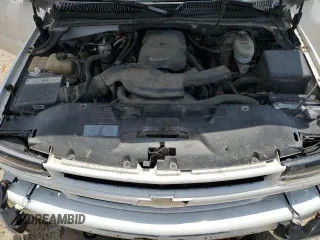 2003 Chevrolet Suburban LT with VIN 3GNFK16T83G297134, listed as a Copart auction lot 56761734 with 303,349 mi miles and Salvage Title. Bid and sale history available at carsss.com. Image 13.