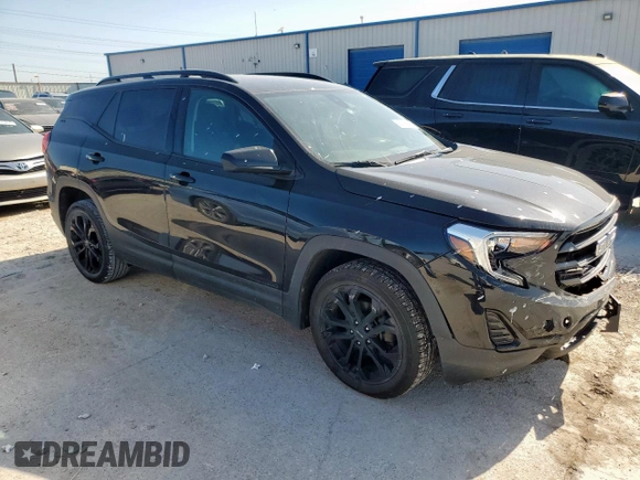 2020 GMC Terrain SLE z VIN 3GKALMEV2LL296240, wystawiony jako Copart lot #52459945 z przebiegiem 72 154 mil mil oraz Szkoda całkowita • Salvage title. Historia ofert i sprzedaży dostępna na DreamBid. Obrazek 4.