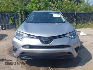 2018 Toyota RAV4 LE with VIN JTMZFREV3JJ161811, listed as a IAAI auction lot 40131640 with 114,330 mi miles. Bid and sale history available at carsss.com. Image 12.