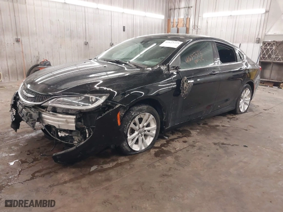 2015 Chrysler 200 Limited with VIN 1C3CCCAB2FN696575, listed as a IAAI auction lot 41623373 with 191,872 mi miles. Bid and sale history available at carsss.com. Image 18.