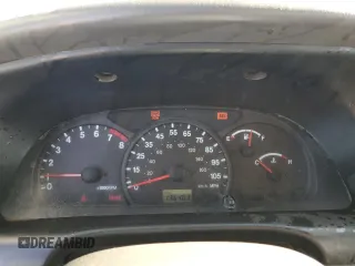 2001 Chevrolet Tracker LT z VIN 2CNBJ634716945832, wystawiony jako Copart lot #61967345 z przebiegiem 136 403 mil mil oraz Szkoda całkowita • Salvage title. Historia ofert i sprzedaży dostępna na DreamBid. Obrazek 9.