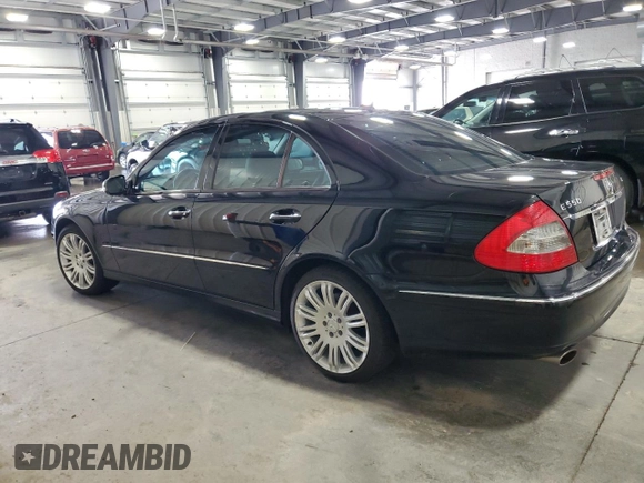 2007 Mercedes-Benz E 550 with VIN WDBUF90X57X213544, listed as a Copart auction lot 64882354 with 186,504 mi miles and Non Repairable. Bid and sale history available at carsss.com. Image 2.