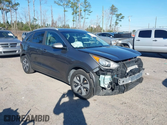 2017 Kia Niro FE with VIN KNDCB3LC7H5082788, listed as a IAAI auction lot 41429802 with 86,532 mi miles. Bid and sale history available at carsss.com. Image 1.