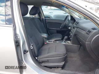 2011 Ford Fusion SE with VIN 3FAHP0HA8BR273529, listed as a IAAI auction lot 41890616 with 85,486 mi miles. Bid and sale history available at carsss.com. Image 5.