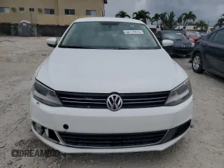 2014 Volkswagen Jetta TDI w/Premium with VIN 3VWLL7AJ2EM266867, listed as a Copart auction lot 52174475 with 73,574 mi miles and Salvage title. Bid and sale history available at DreamBid. Image 5.