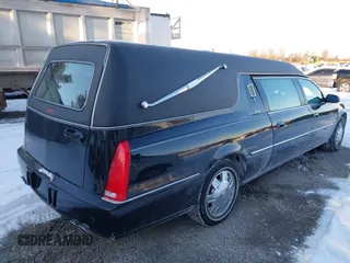 2006 Cadillac DTS Professional z VIN 1GEEH06Y76U500435, wystawiony jako IAAI lot #41398531 z przebiegiem 50 205 mil mil oraz . Historia ofert i sprzedaży dostępna na DreamBid. Obrazek 4.
