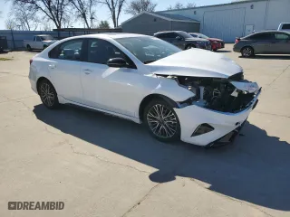 2024 Kia Forte GT-Line with VIN 3KPF54AD1RE840877, listed as a Copart auction lot 46530485 with 6,421 mi miles and Salvage Title. Bid and sale history available at carsss.com. Image 4.