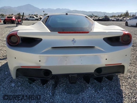 2018 Ferrari 488 z VIN ZFF79ALA5J0232045, wystawiony jako Copart lot #69417283 z przebiegiem 26 053 mil mil oraz . Historia ofert i sprzedaży dostępna na DreamBid. Obrazek 6.