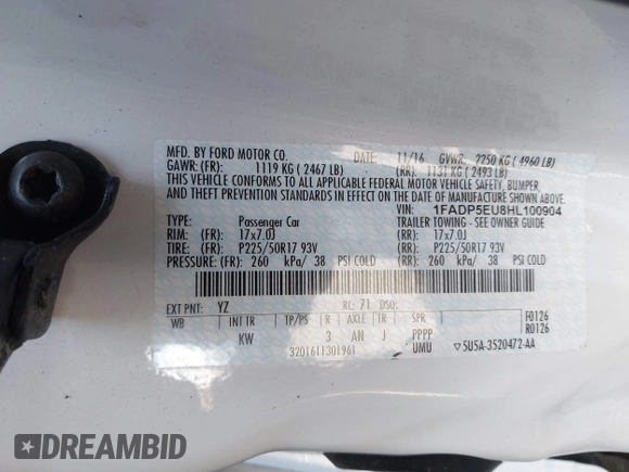 2017 Ford C-Max Energi SE with VIN 1FADP5EU8HL100904, listed as a IAAI auction lot 41474814 with 60,780 mi miles. Bid and sale history available at carsss.com. Image 9.