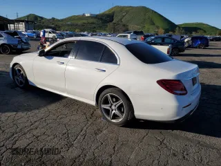 2017 Mercedes-Benz E-Class E 300 Luxury with VIN WDDZF4JB2HA045434, listed as a Copart auction lot 38120113 with 91,292 mi miles. Bid and sale history available at carsss.com. Image 2.
