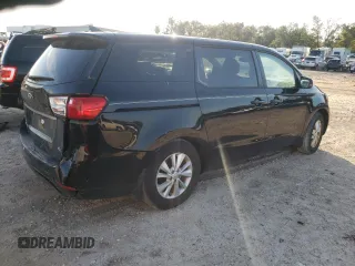2017 Kia Sedona LX with VIN KNDMB5C15H6306388, listed as a Copart auction lot 84343854 with 106,088 mi miles and Salvage Title. Bid and sale history available at carsss.com. Image 3.