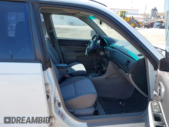 2003 Subaru Forester XS with VIN JF1SG65683H742453, listed as a IAAI auction lot 41972417 with 177,093 mi miles. Bid and sale history available at carsss.com. Image 5.