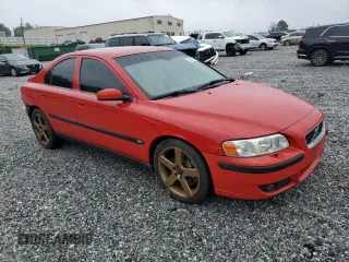 2004 Volvo S60 R with VIN YV1RH52Y642385732, listed as a Copart auction lot 73304674 with 0 mi miles and Salvage Title. Bid and sale history available at carsss.com. Image 4.