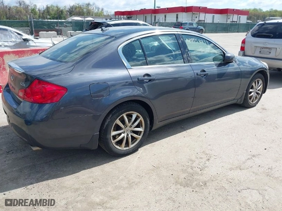 2008 Infiniti G35 Sedan x with VIN JNKBV61F08M279114, listed as a IAAI auction lot 42058939 with 213,004 mi miles. Bid and sale history available at carsss.com. Image 4.