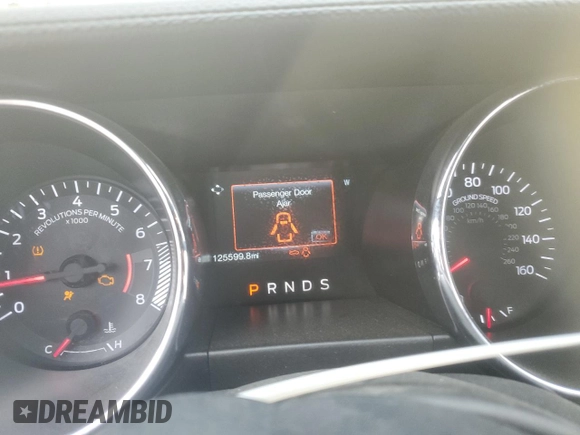 2016 Ford Mustang V6 z VIN 1FA6P8AM7G5320960, wystawiony jako Copart lot #56502695 z przebiegiem 125 599 mil mil oraz Szkoda całkowita • Salvage title. Historia ofert i sprzedaży dostępna na DreamBid. Obrazek 9.