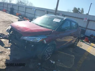 2021 Nissan Kicks SV with VIN 3N1CP5CV5ML487768, listed as a IAAI auction lot 41797568 with 40,182 mi miles. Bid and sale history available at carsss.com. Image 2.