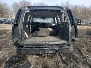 2020 Chevrolet Tahoe LT z VIN 1GNSKBKC5LR152577, wystawiony jako Copart lot #42546275 z przebiegiem Nie podano mil oraz Szkoda całkowita • Salvage title. Historia ofert i sprzedaży dostępna na DreamBid. Obrazek 6.