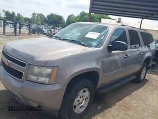 2007 Chevrolet Suburban LT z VIN 1GNFK163X7J289542, wystawiony jako IAAI lot #42054920 z przebiegiem 146 702 mil mil oraz . Historia ofert i sprzedaży dostępna na DreamBid. Obrazek 18.