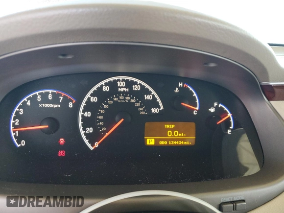 2006 Hyundai Azera SE with VIN KMHFC46F66A124826, listed as a Copart auction lot 48796695 with 134,434 mi miles and Salvage Title. Bid and sale history available at DreamBid. Image 9.
