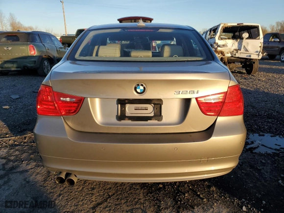 2011 BMW 3 Series 328i with VIN WBAPH5G50BNM75303, listed as a Copart auction lot 41515415 with 59,041 mi miles and Salvage Title. Bid and sale history available at carsss.com. Image 6.