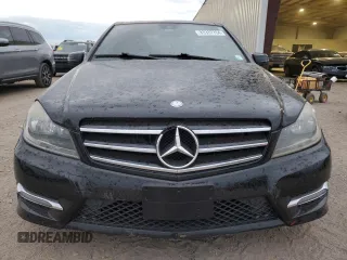 2014 Mercedes-Benz C 350 Sport with VIN WDDGF5HB8EA941400, listed as a Copart auction lot 83337764 with 184,137 mi miles and Clean Title. Bid and sale history available at DreamBid. Image 5.