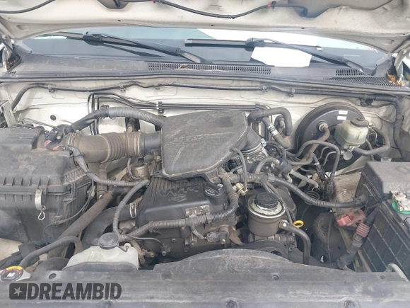 2010 Toyota Tacoma with VIN 5TENX4CN2AZ680940, listed as a IAAI auction lot 41735664 with 232,196 mi miles. Bid and sale history available at carsss.com. Image 10.
