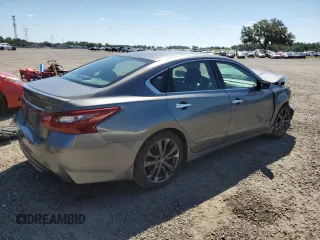 2016 Nissan Altima SR with VIN 1N4AL3AP2GC205519, listed as a Copart auction lot 61307555 with 108,716 mi miles and Salvage title. Bid and sale history available at DreamBid. Image 3.