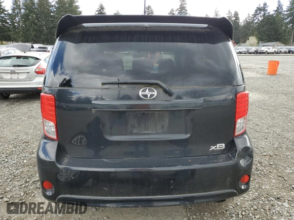 2013 Scion xB z VIN JTLZE4FE2DJ032455, wystawiony jako Copart lot #53925785 z przebiegiem 96 052 mil mil oraz Czysty tytuł • Clean title. Historia ofert i sprzedaży dostępna na DreamBid. Obrazek 6.