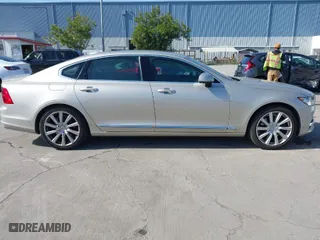 2018 Volvo S90 Inscription with VIN LVY992MLXJP004376, listed as a IAAI auction lot 41850741 with 50,164 mi miles. Bid and sale history available at carsss.com. Image 13.