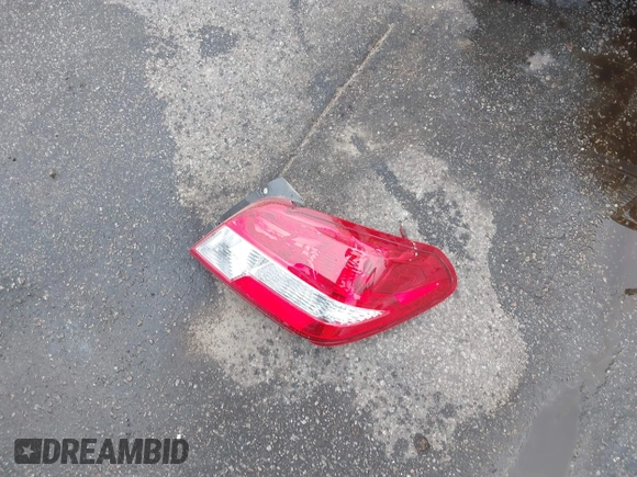 2017 Mitsubishi Mirage ES z VIN ML32F3FJ7HHF07604, wystawiony jako IAAI lot #42411469 z przebiegiem 95 197 mil mil oraz . Historia ofert i sprzedaży dostępna na DreamBid. Obrazek 12.