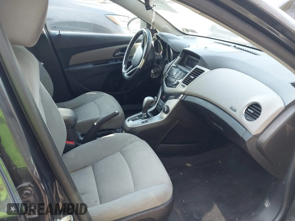 2014 Chevrolet Cruze 1LT with VIN 1G1PC5SB1E7302745, listed as a IAAI auction lot 42142048 with 160,000 mi miles and . Bid and sale history available at DreamBid. Image 5.