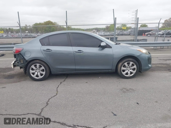 2012 Mazda Mazda3 i Sport with VIN JM1BL1UG4C1596225, listed as a IAAI auction lot 41945747 with 168,984 mi miles. Bid and sale history available at carsss.com. Image 12.