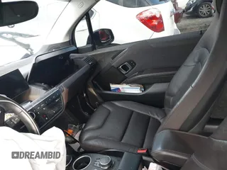 2017 BMW i3 z VIN WBY1Z8C55HV551697, wystawiony jako IAAI lot #41534229 z przebiegiem Nie podano mil oraz . Historia ofert i sprzedaży dostępna na DreamBid. Obrazek 5.