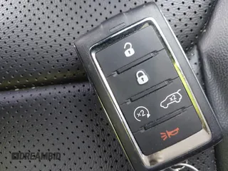 2023 Jeep Grand Cherokee с VIN 1C4RJYB68PC665709, выставлен на аукционе IAAI как лот 42342258 с пробегом 12 034 миль миль и . История ставок и продаж доступна на DreamBid. Изображение 11.