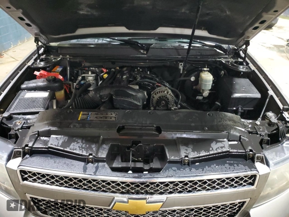 2007 Chevrolet Suburban LTZ with VIN 3GNFK16Y47G309457, listed as a Copart auction lot 88775185 with 185,056 mi miles and Clean Title. Bid and sale history available at DreamBid. Image 12.